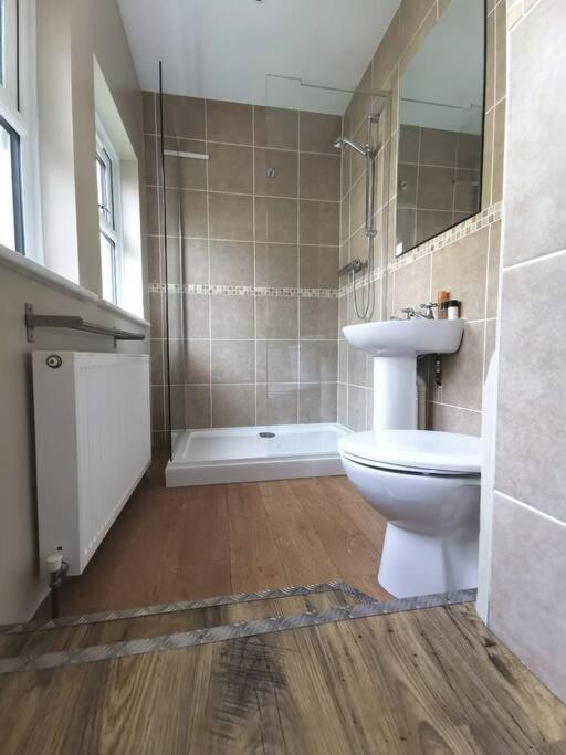Beautiful Gate House A 4 Minute Walk From Beach 博格诺里吉斯 外观 照片
